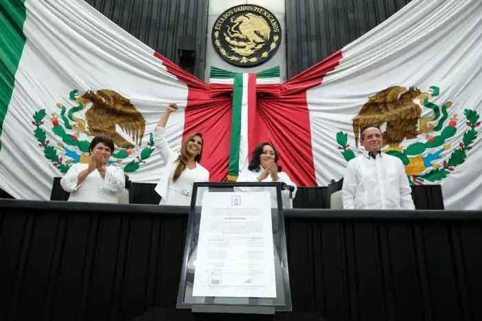 ENTREGA XVI LEGISLATURA BANDO SOLEMNE COMO GOBERNADORA ELECTA A MARA LEZAMA (1) (1)