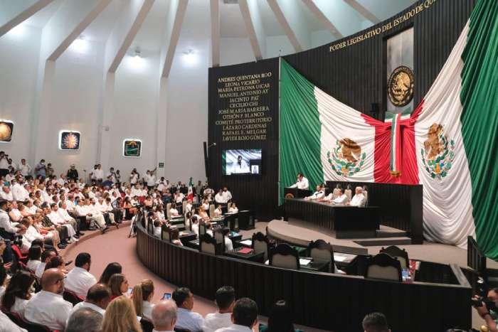 ASISTE MARA LEZAMA A VI INFORME DE GOBIERNO DEL ESTADO