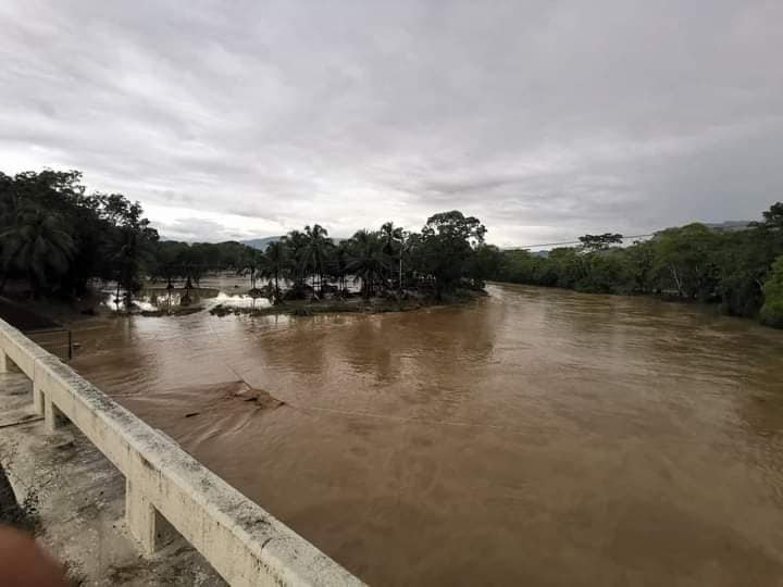 Lluvias de 'Karl' provocaron el desborde del río Pichucalco y eventualidades en 7 municipios