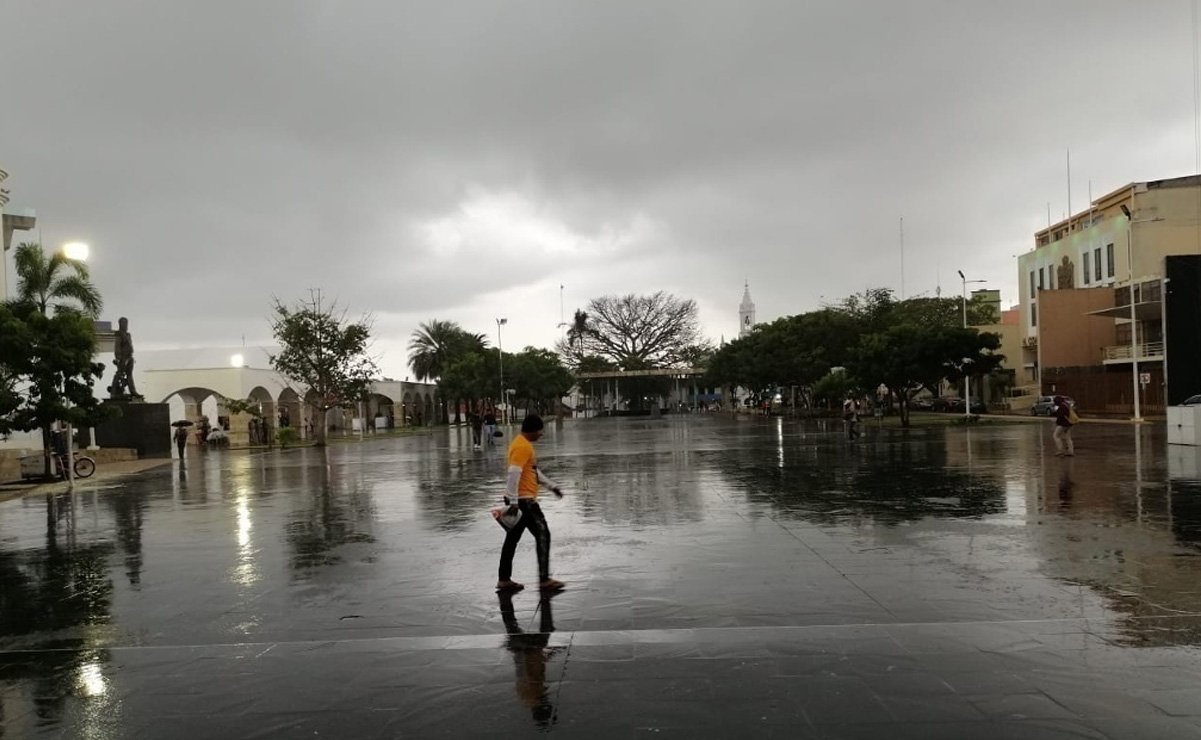 Chubascos con actividad electrica se esperan este viernes en Tabasco