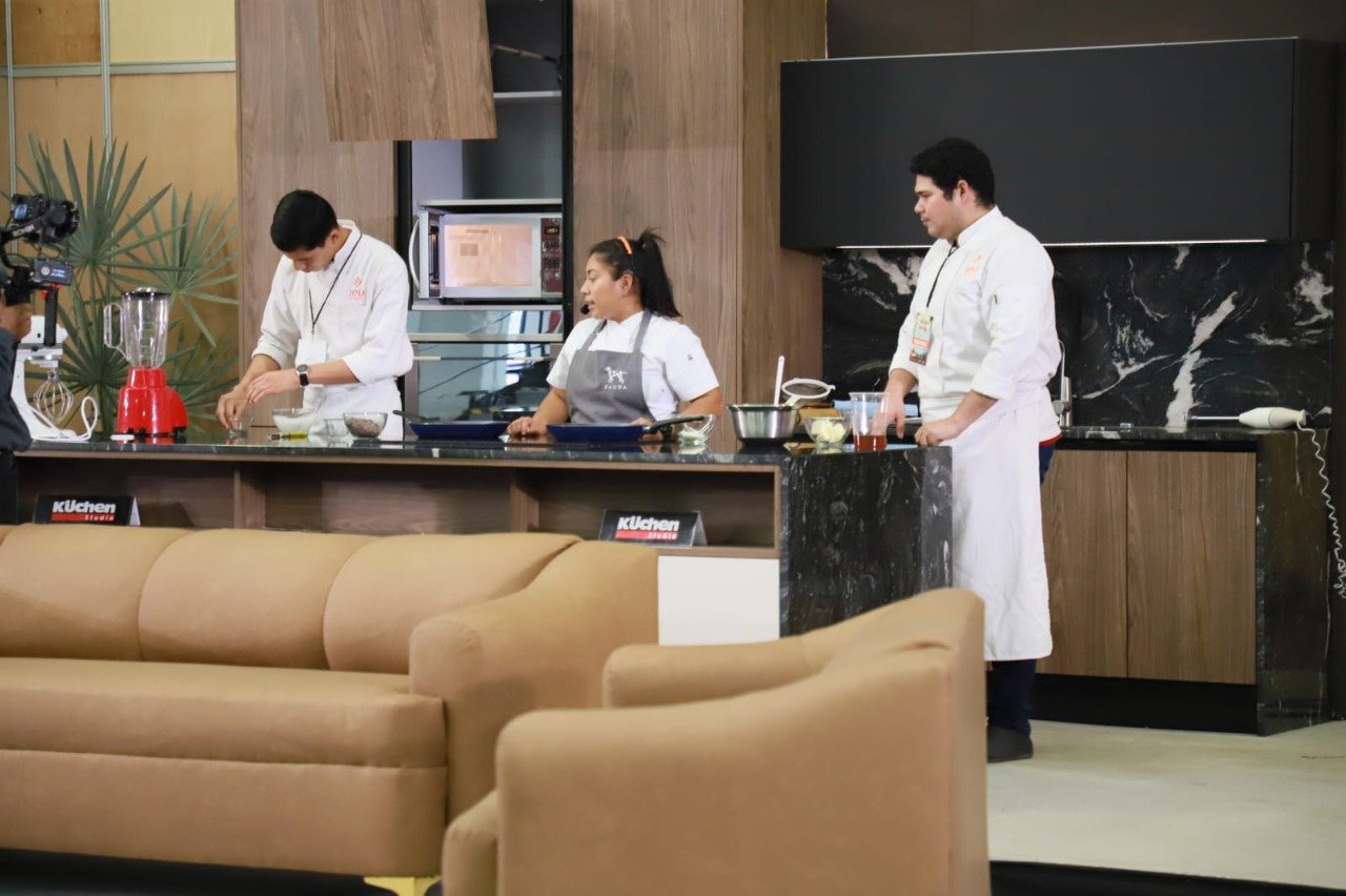 Reconocen chef locales, nacionales e internacionales, calidad del chocolate tabasqueño