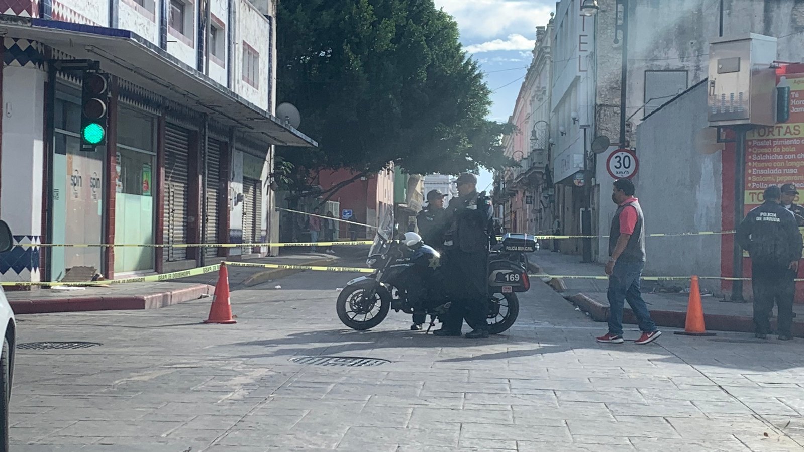 Pleito entre Sujetos Tiñe de Sangre el Centro de Mérida - Diario Cambio 22