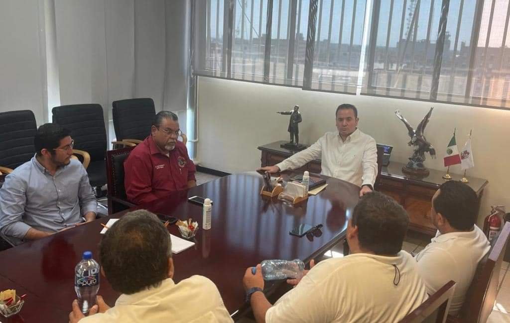 Sostienen diálogo respetuoso gobierno estatal y sindicato del Cobatab