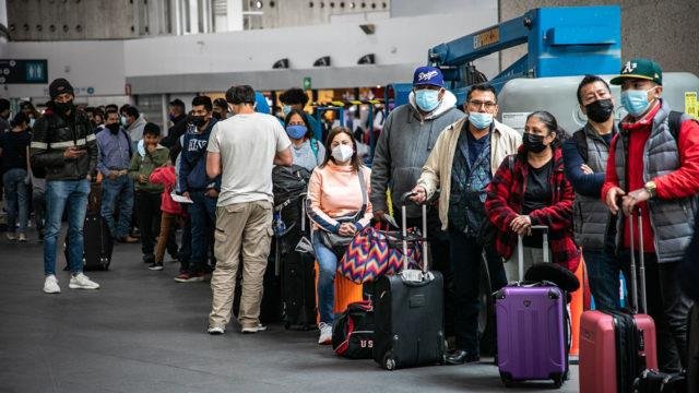 Agencias de viajes y restauranteros temen regresar restricciones por Covid