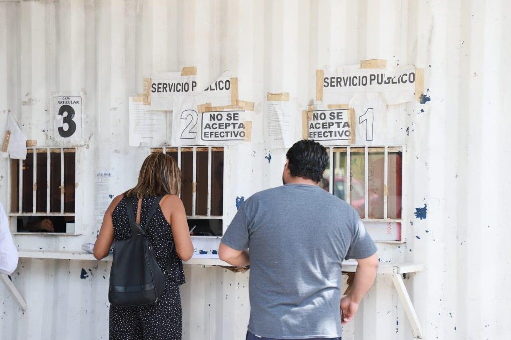 Anuncian descuentos de hasta el 50% en multas por pago de refrendo vehicular