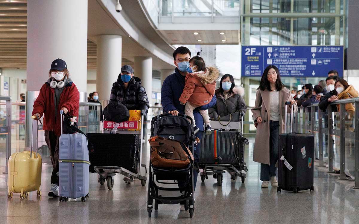 China reabre sus fronteras tras casi tres años de aislamiento