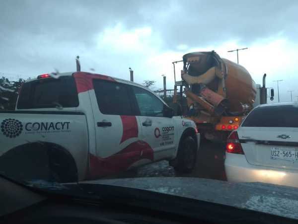 Funcionario del CONACYT acusa a conductora de danar su vehiculo en Cancun 1