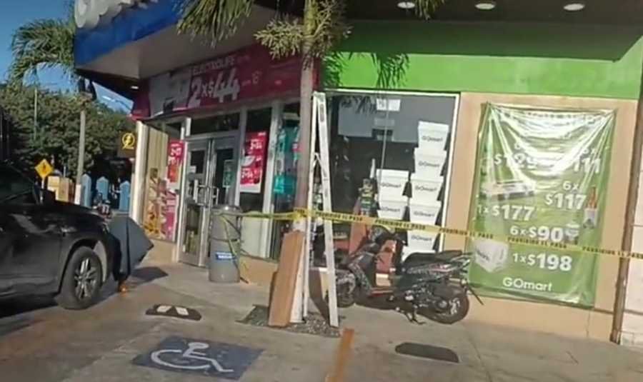 Detienen a ladrón en Playa del Carmen tras intentar robar tienda de conveniencia