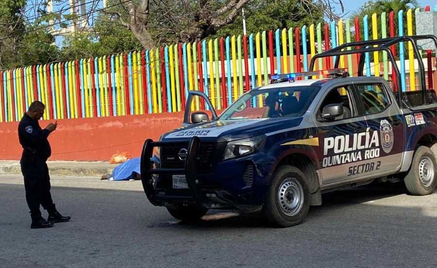 Hombre es apuñalado y asesinado en Cancún