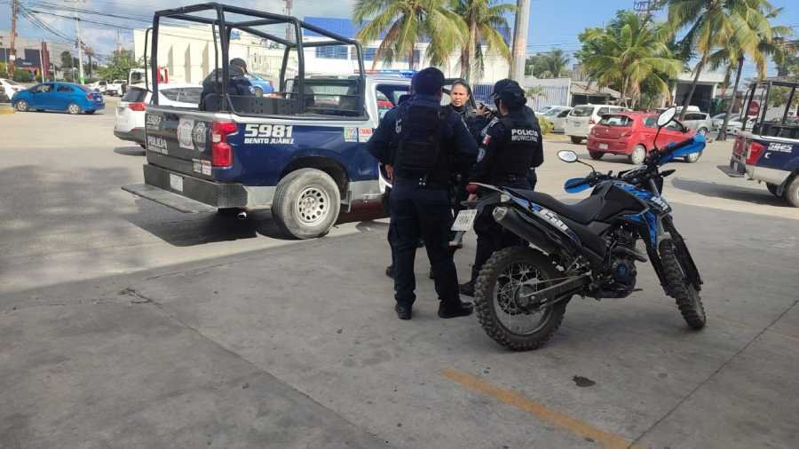 Le roban una maleta con 108 mil pesos afuera de un banco