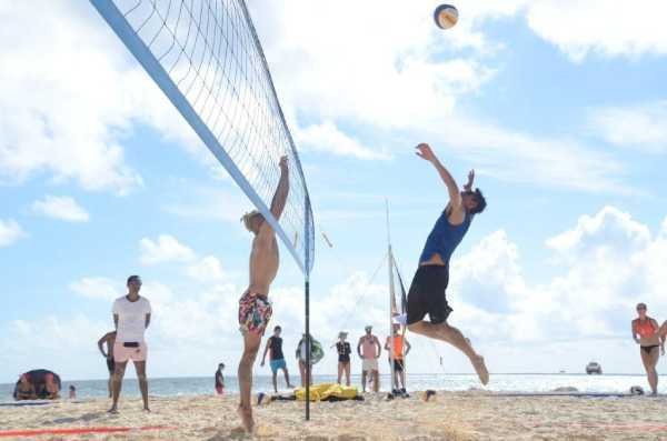 Playa del Carmen se convierte en la sede del primer torneo internacional de voley de playa King of the Court