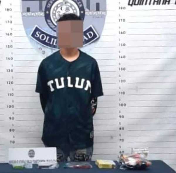 Policia de Playa del Carmen detiene a tres individuos por posesion de arma y droga 2