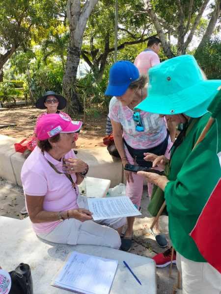 Recolectan-firmas-en-Cancun-para-pedir-que-la-SCJN-frene-el-Plan-B-de-la-reforma-electoral