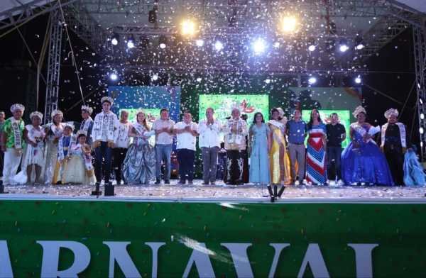 Soberanos del Carnaval de Puerto Morelos 2023 coronados con gran éxito 2 Soberanos del Carnaval de Puerto Morelos 2023 coronados con gran exito 1