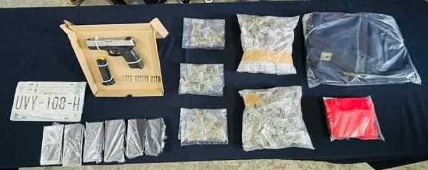 Desarticulan grupo delictivo en Cancun con drogas y arma de fuego