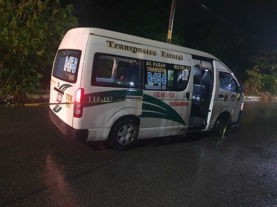 Fatal accidente en Cancún: motociclista pierde la vida tras ser impactado por una combi
