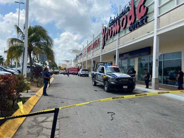 Violento asalto en Plaza Outlet de Cancun Mujer es atacada y disparan al aire 1