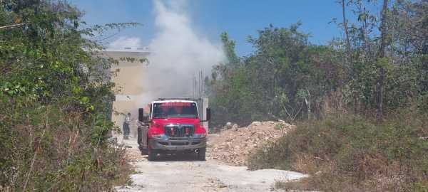 Conato de incendio en parroquia de Playa del Carmen causa danos menores