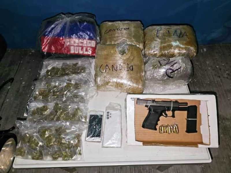 Detienen a cuatro hombres por venta de droga en Playa del Carmen