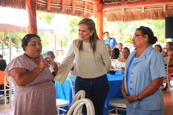 Eduacadoras en Solidaridad reciben reconocimiento por su labor en su día 1 Eduacadoras en Solidaridad reciben reconocimiento por su labor en su dia 1