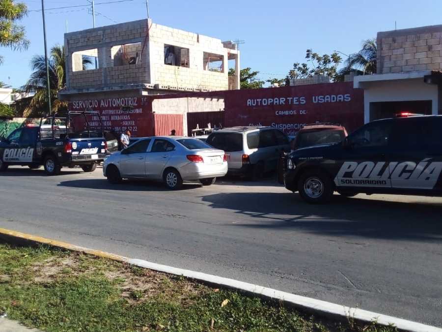 Encuentran cuerpo sin vida de velador en taller mecánico de Playa del Carmen