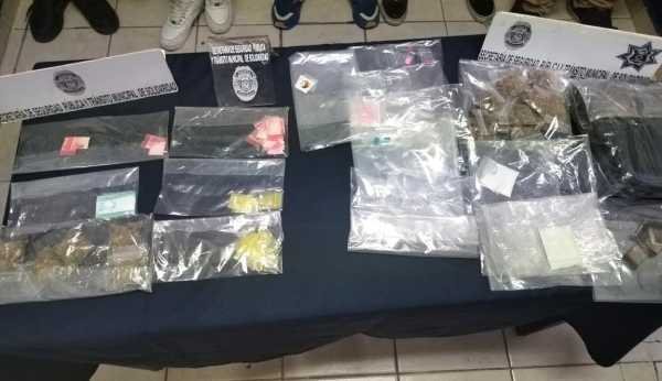 Policia de Solidaridad detiene a 5 sujetos e incauta narcoticos durante operativo de vigilancia