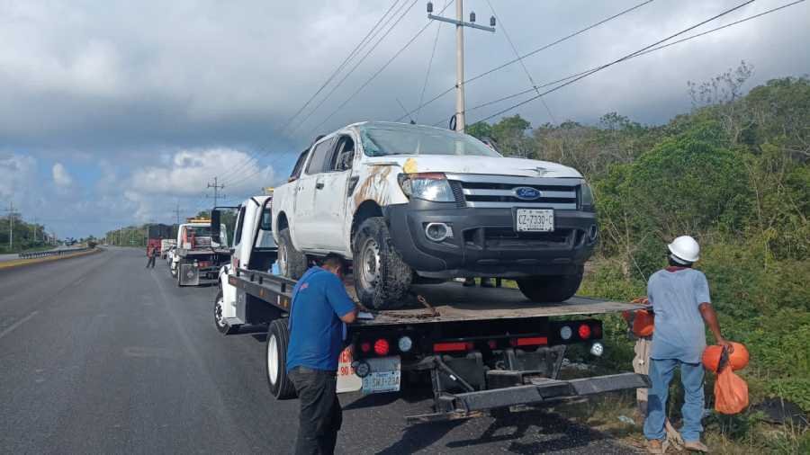 Volcadura de camioneta del Tren Maya deja varios heridos en Playa del Carmen