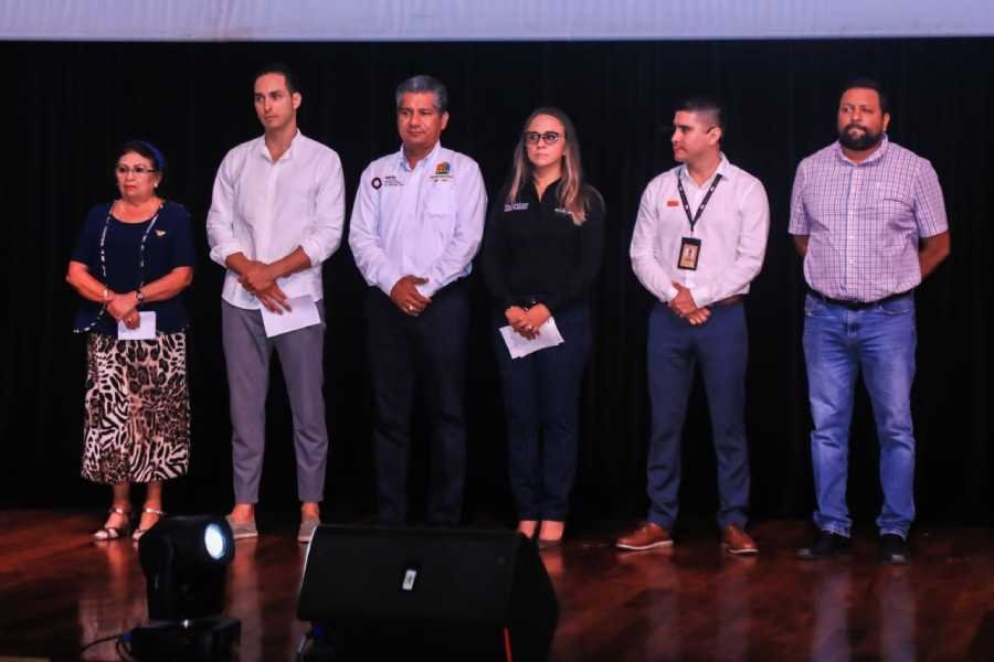 App innovadora para una crianza positiva y libre de violencia en niños y adolescentes 1 App innovadora para una crianza positiva y libre de violencia en ninos y adolescentes 1