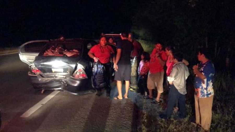 Dos personas resultan heridas en accidente vial en Xul Ha 1