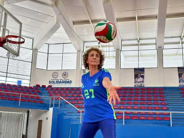 Inicia la V Copa Nacional Riviera Maya de Cachibol Femenil con participacion de varios estados del pais 1