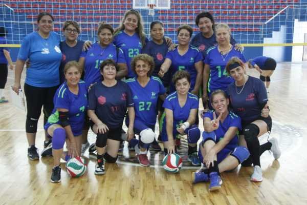 Inicia la V Copa Nacional Riviera Maya de Cachibol Femenil con participacion de varios estados del pais 2