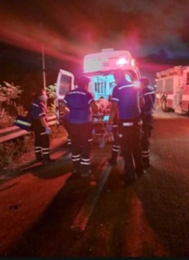 Colision en la carretera Tulum Felipe Carrillo Puerto deja 6 personas heridas 2
