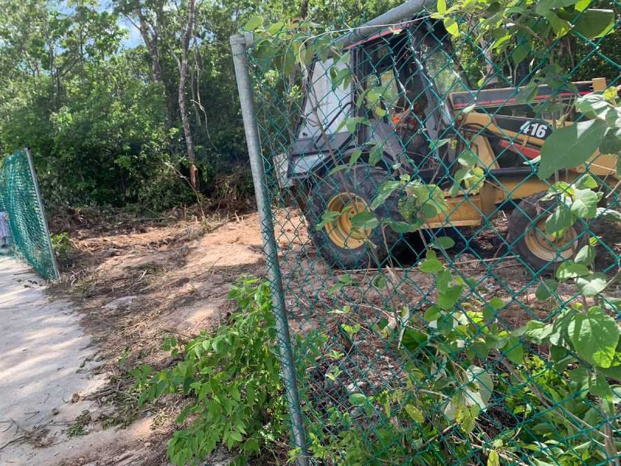 Descontento de residentes por desmantelamiento de terreno en Playa del Carmen 1