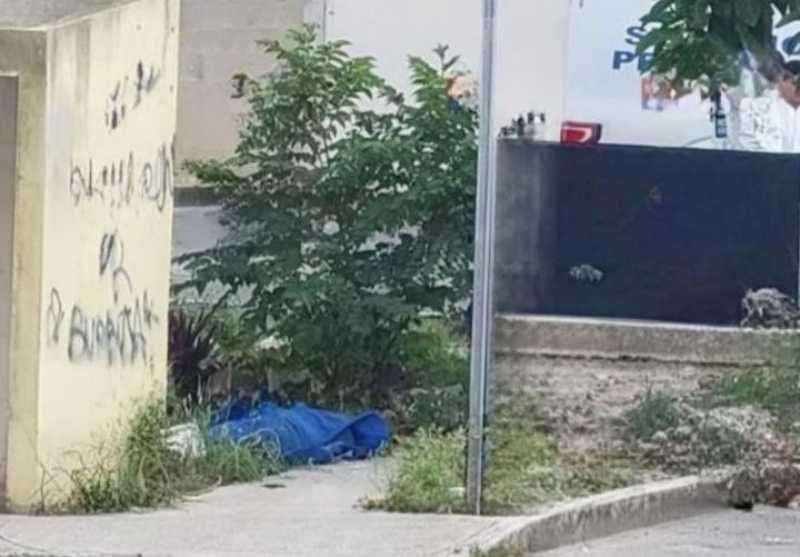 Descubren dos cuerpos en Paseos del Mar uno envuelto con un mensaje relacionado al narcotrafico y otro desmembrado y colocado en una bolsa 1