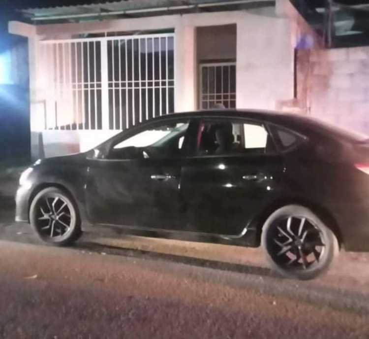 Detenido mientras portaba sustancias ilegales 1