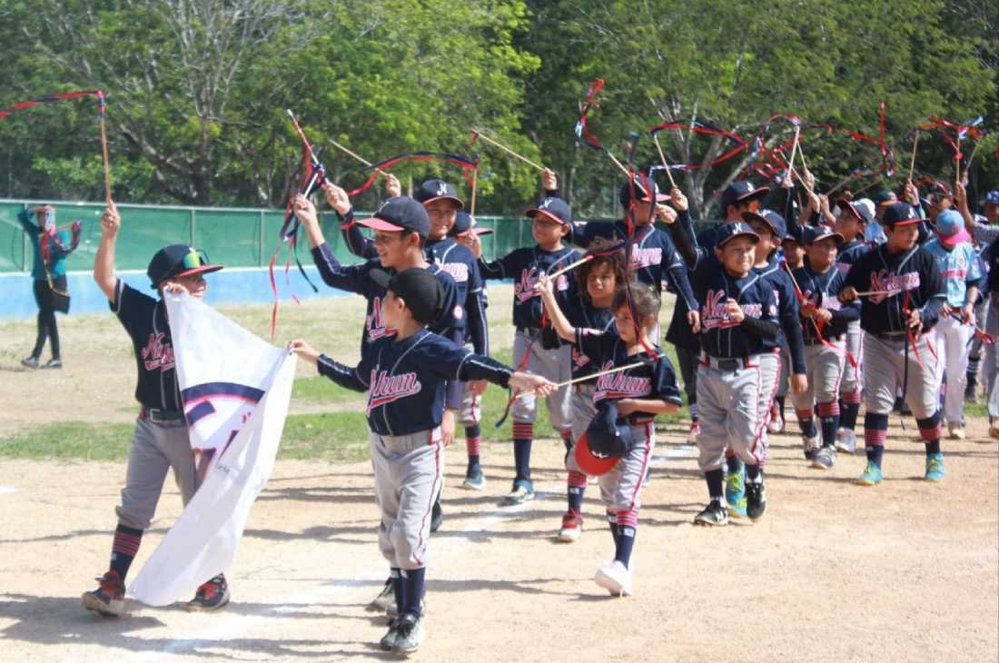 Emocionante inauguración de la Liga de béisbol Infantil y Juvenil Riviera Maya