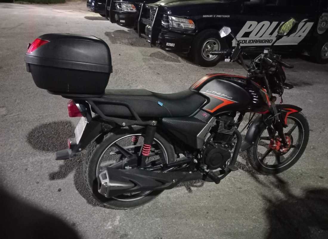 Exitosa recuperación de motocicleta robada por la Policía Municipal de Solidaridad en Playa del Carmen
