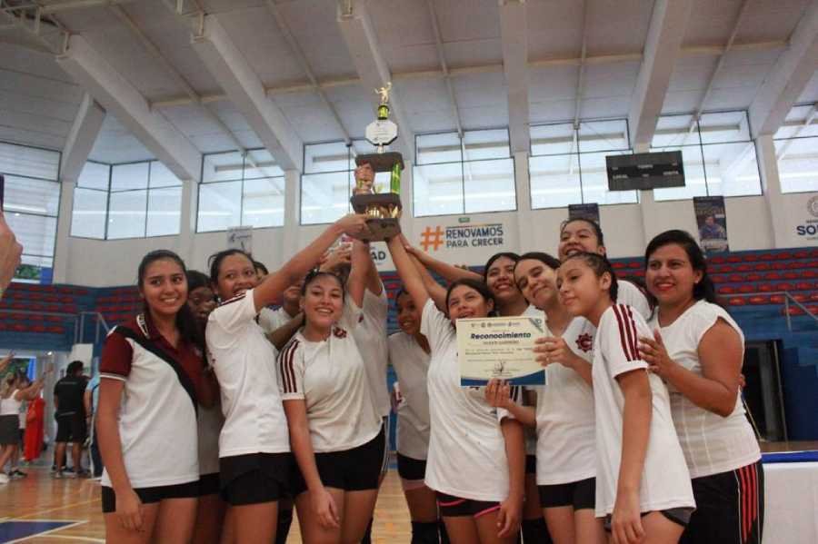 Juan Rulfo y Vicente Guerrero dominan el Voleibol Estudiantil Municipal con un emocionante desenlace 2