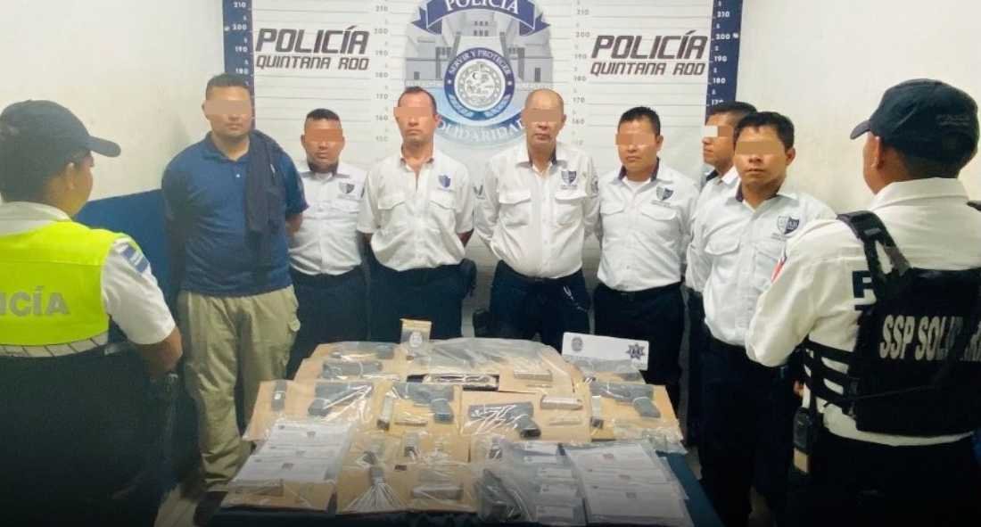 Siete vigilantes detenidos en Playa del Carmen por utilizar permisos de armas falsificados, supuestamente firmados por un ex jefe policial