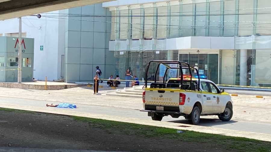 Tragedia en Cancun Joven se quita la vida al lanzarse desde el puente de la Bonampak 1