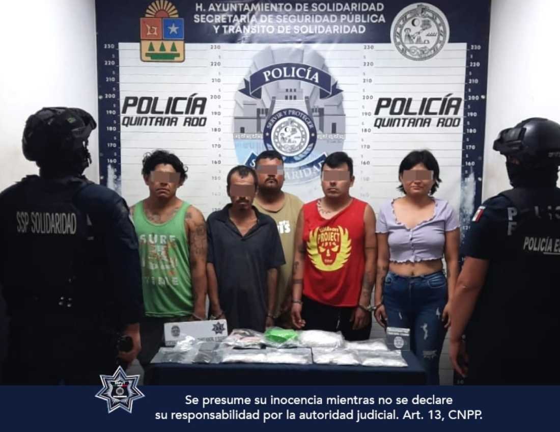 Desmantelan red de narcotráfico en Playa del Carmen: Cinco detenidos y decomiso de 52 dosis de droga cristal