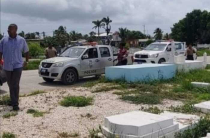 Macabro suceso en un cementerio de Belice Joven brutalmente asesinado 1