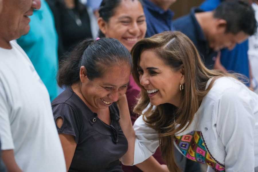 Mara Lezama brinda titulos de propiedad a residentes de Maya Balam marcando un hito en la regularizacion de la tierra 1