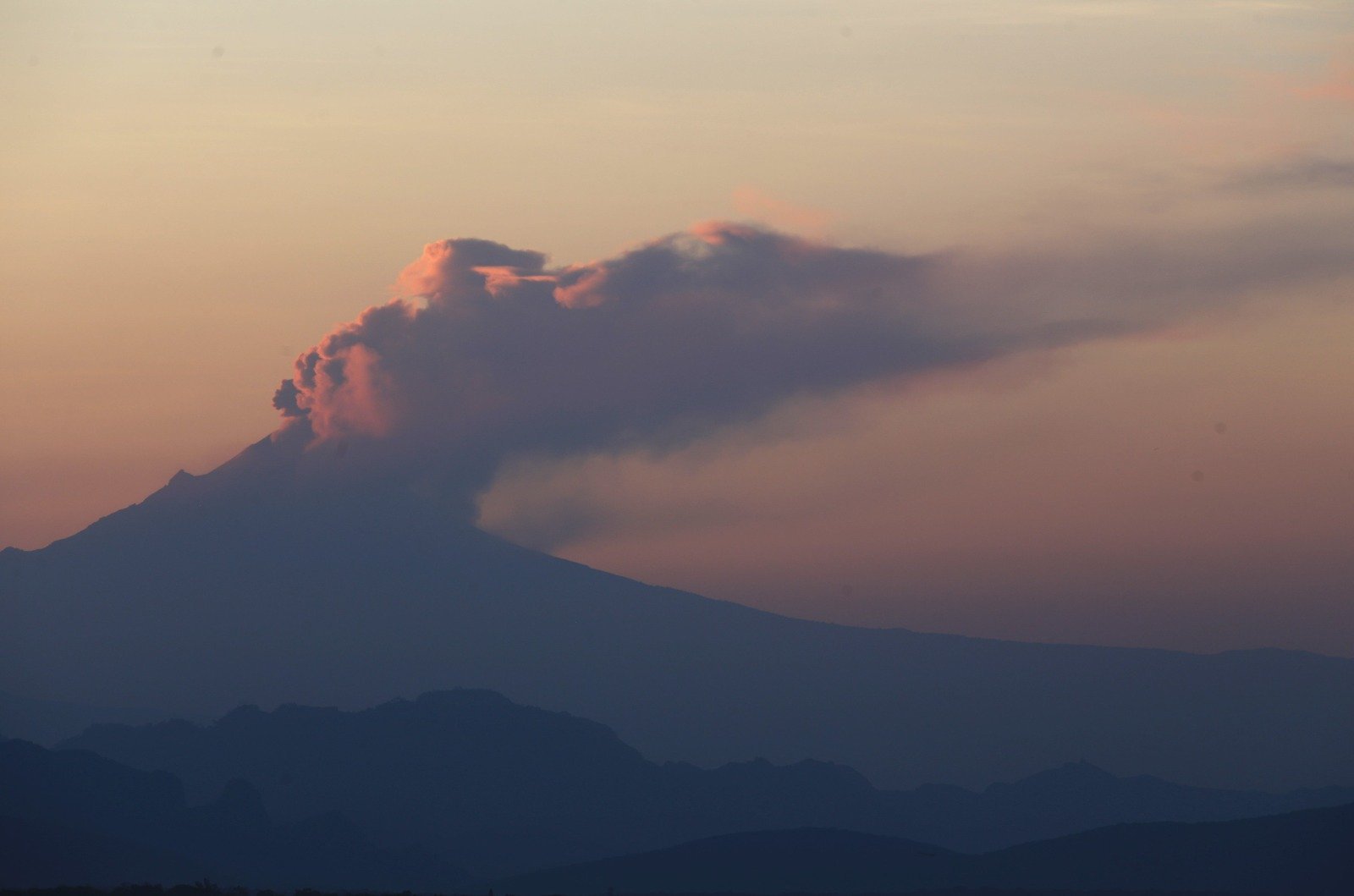 ¡Cuidado con la ceniza del Popocatépetl! Estas son las alcaldías de CDMX con mayor caída