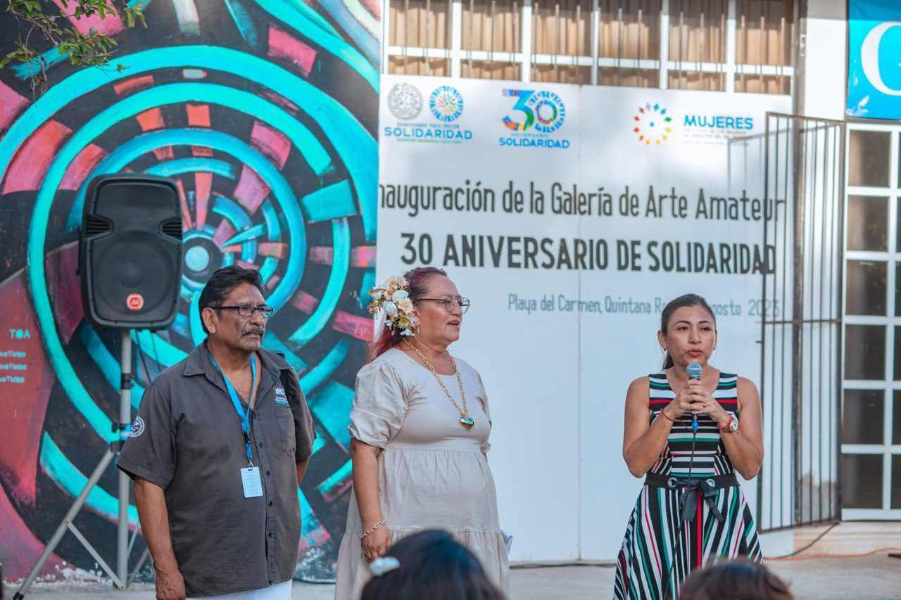 Inspiración Femenina Plasmada: Gobierno Fomenta Arte en Solidaridad
