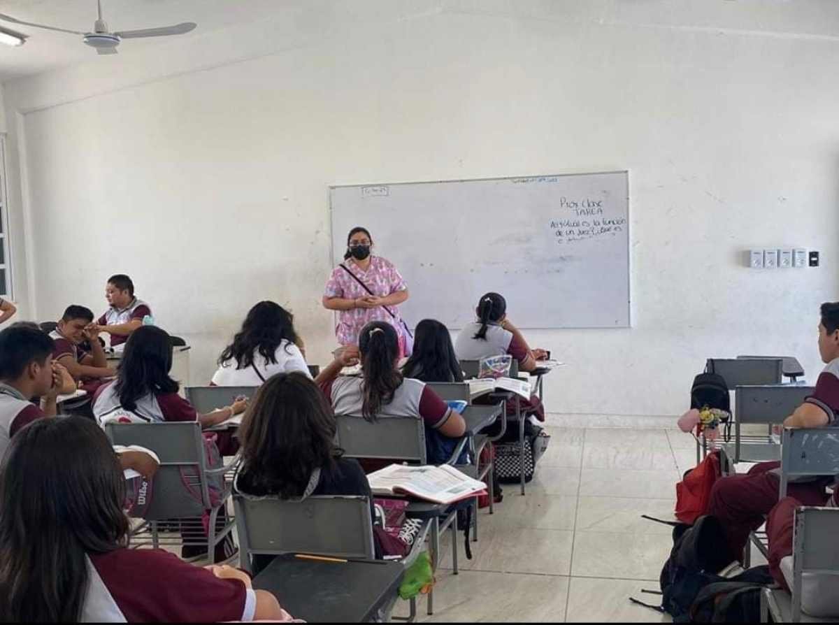 Oportunidades de Apoyo Emocional para Jóvenes en los Centros de Salud