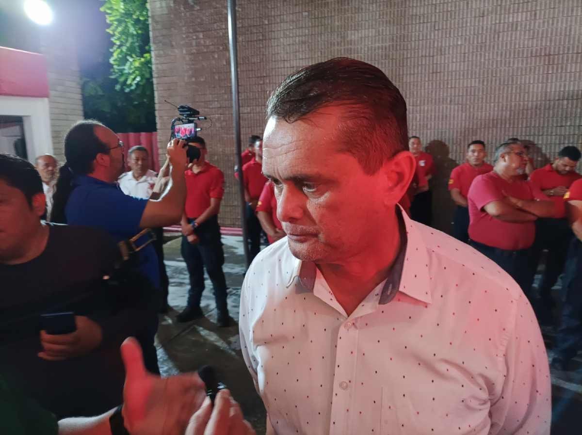 Padres de Familia Comparten Observaciones sobre Libros de Texto con Legisladores Federales