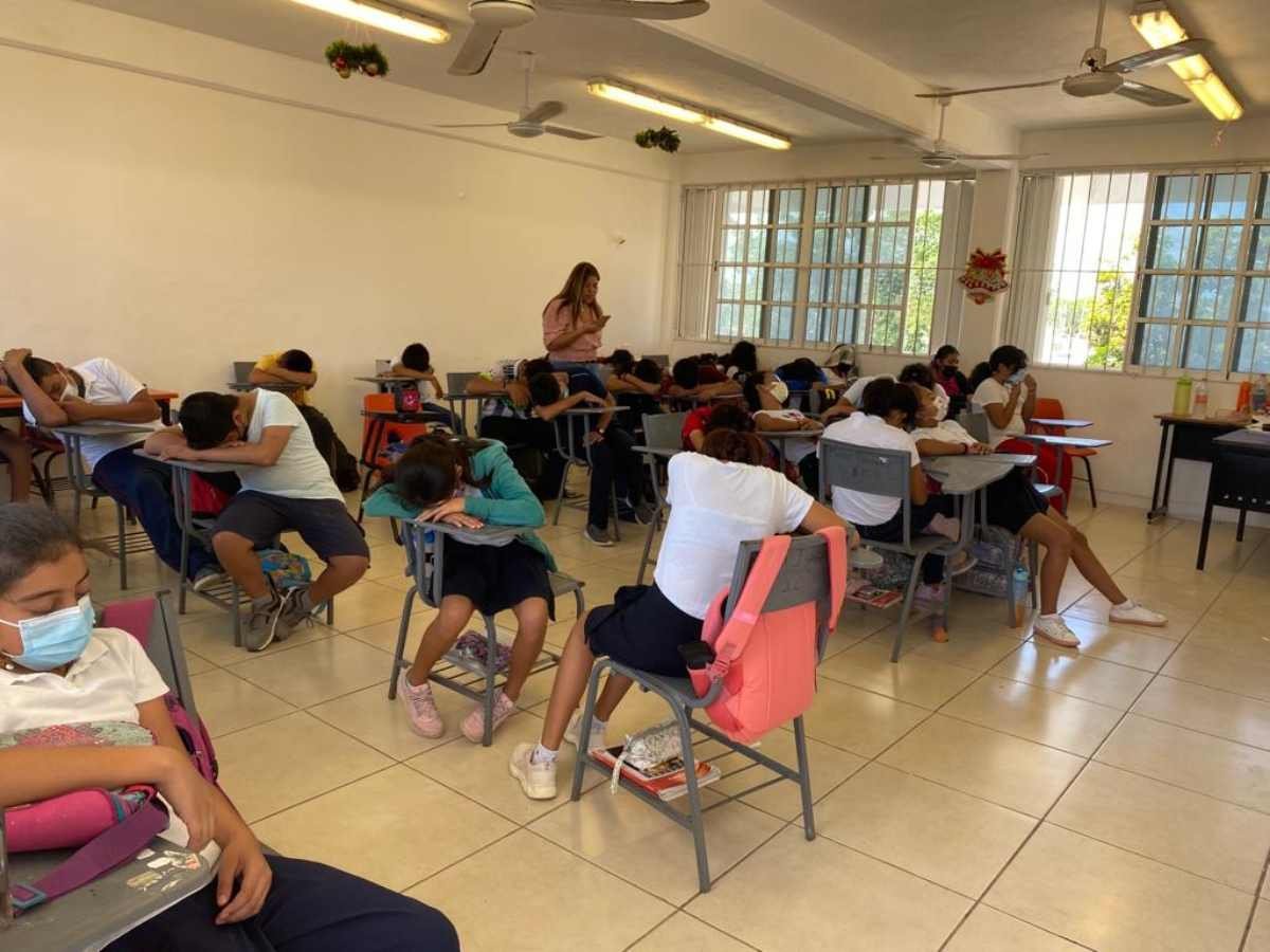 Programa 'Colección de Apapachos': Atención Integral a Niños y Adolescentes en Quintana Roo"