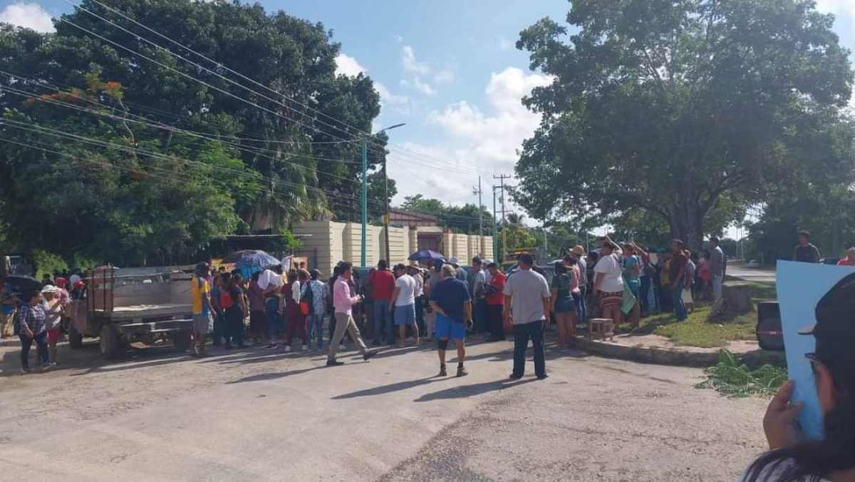 Protesta en Chetumal por Estado de Camino: Vecinos Exigen Pavimentación