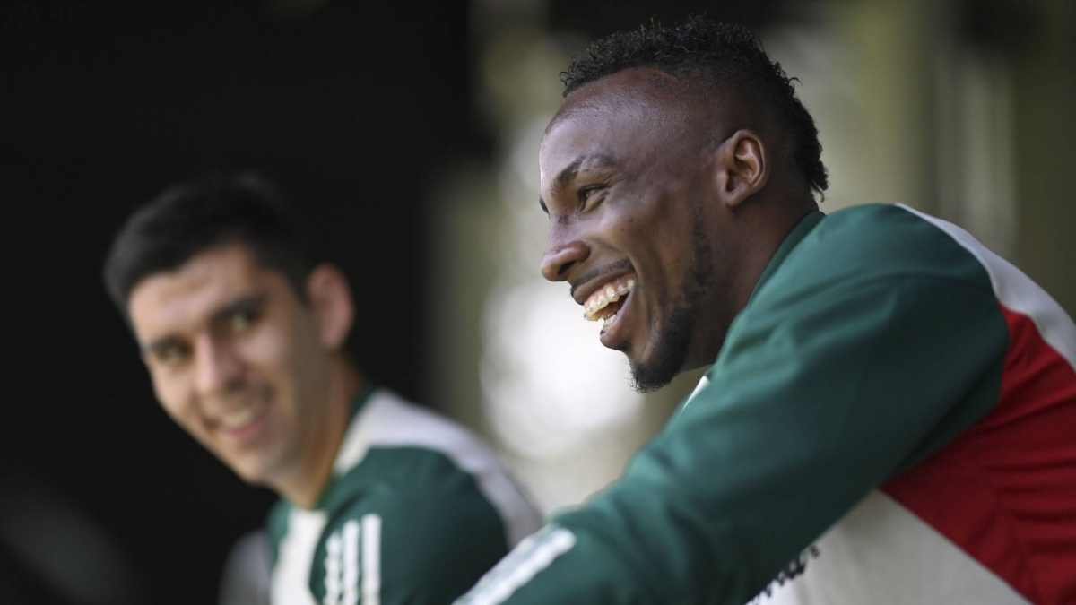 Julián Quiñones disfruta su experiencia inicial con la Selección Mexicana